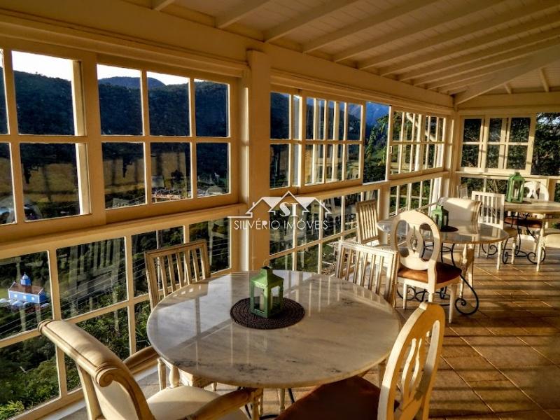 Casa à venda e aluguel com 6 quartos, 700m² - Foto 9