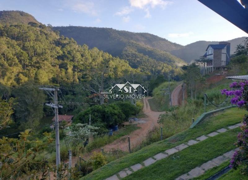 Casa à venda com 2 quartos, 200m² - Foto 6