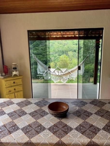Casa à venda com 2 quartos, 200m² - Foto 9