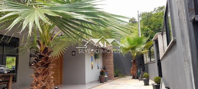 Casa à venda com 3 quartos, 390m² - Foto 4