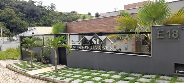 Casa à venda com 3 quartos, 390m² - Foto 2