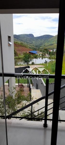 Casa à venda com 3 quartos, 390m² - Foto 10