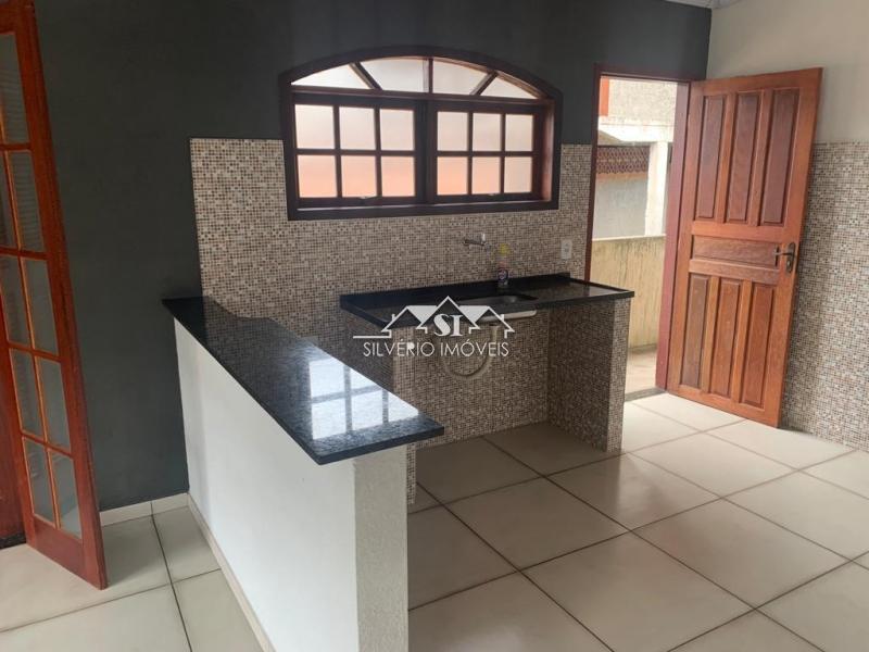Prédio Comercial em Itamarati - Petrópolis/RJ  - 2 Quartos
