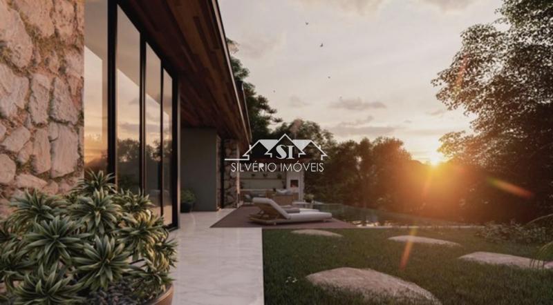 Casa à venda com 4 quartos, 325m² - Foto 3