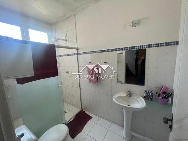 Casa à venda com 3 quartos, 100m² - Foto 8