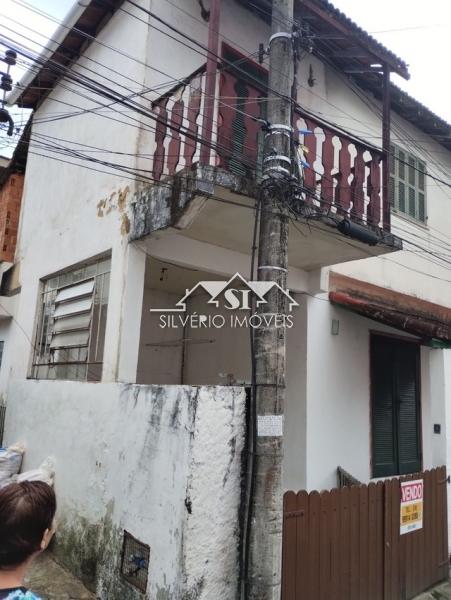 Casa em Mosela - Petrópolis/RJ  - 3 Quartos