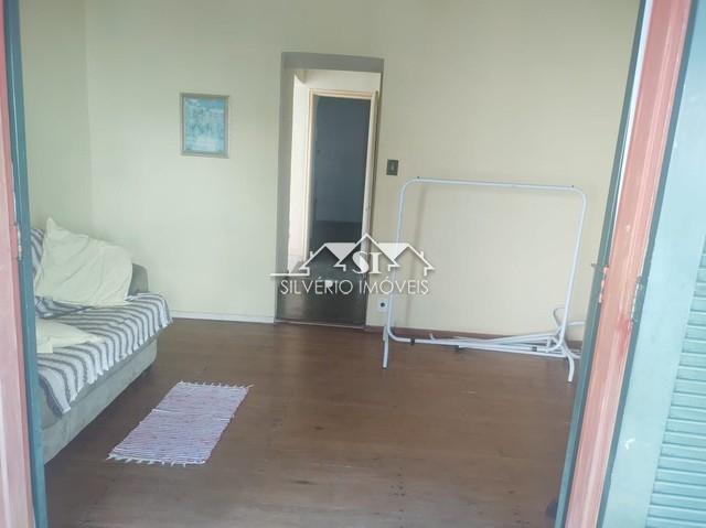 Casa à venda com 3 quartos, 75m² - Foto 7