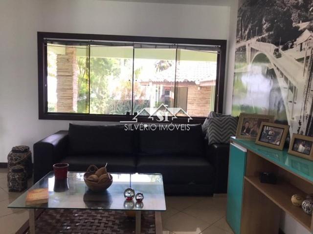 Casa à venda com 4 quartos, 330m² - Foto 5