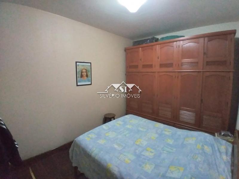 Casa à venda com 3 quartos, 256m² - Foto 6