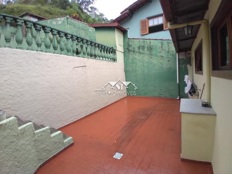 Casa à venda com 3 quartos, 256m² - Foto 21