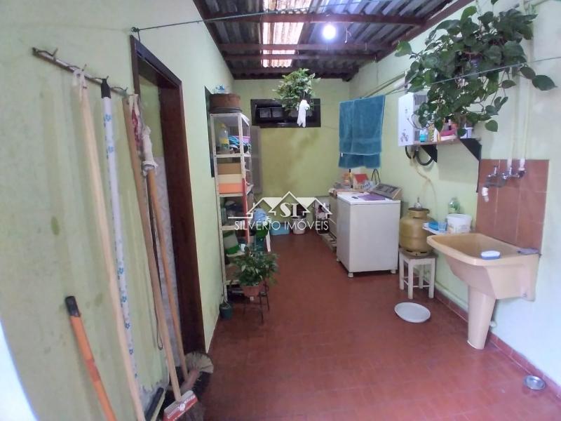Casa à venda com 3 quartos, 256m² - Foto 22