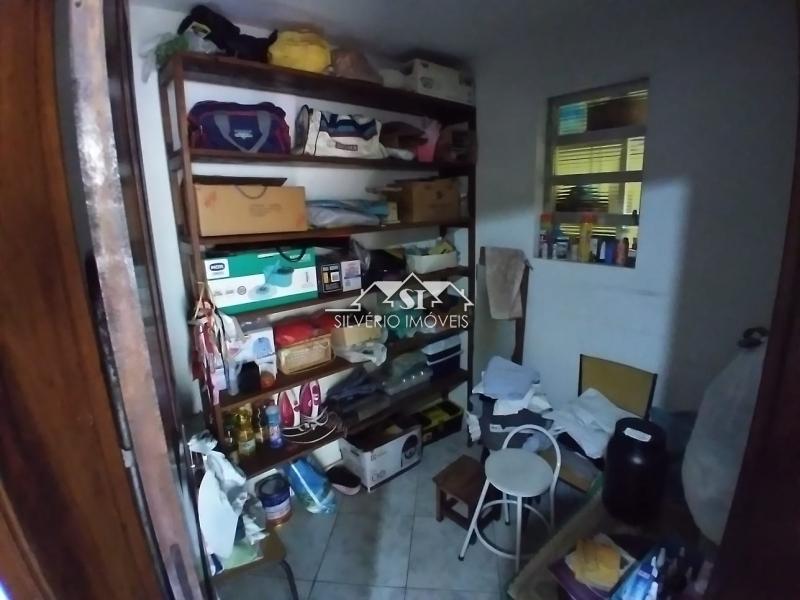 Casa à venda com 3 quartos, 256m² - Foto 23