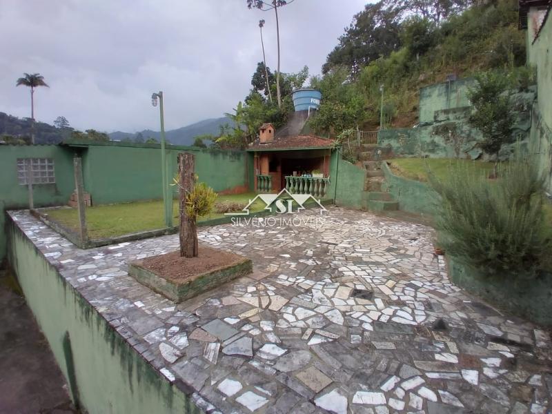 Casa à venda com 3 quartos, 256m² - Foto 35