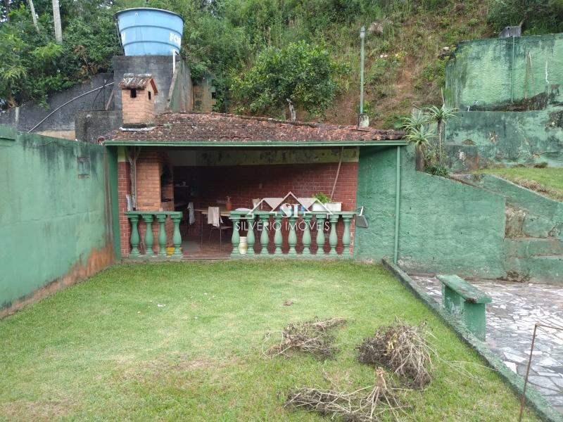 Casa à venda com 3 quartos, 256m² - Foto 38