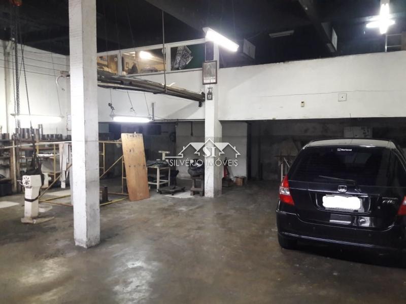 Casa à venda com 3 quartos, 256m² - Foto 45