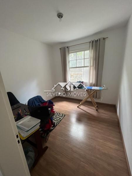 Casa à venda com 2 quartos, 160m² - Foto 2