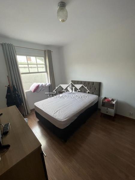 Casa à venda com 2 quartos, 160m² - Foto 4