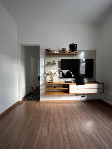 Casa à venda com 2 quartos, 160m² - Foto 9