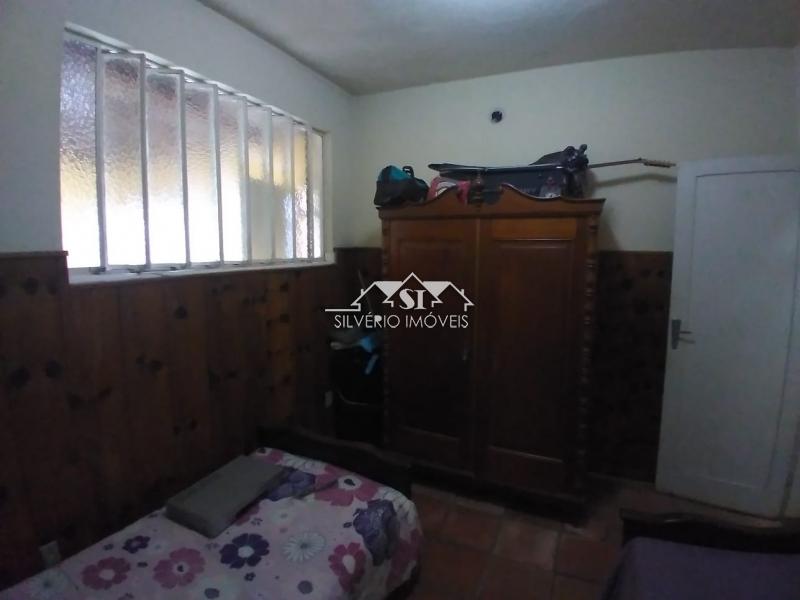 Casa à venda com 3 quartos, 90m² - Foto 15