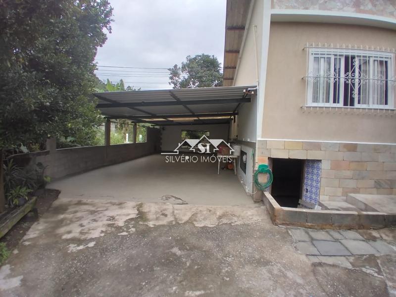 Casa à venda com 3 quartos, 90m² - Foto 29