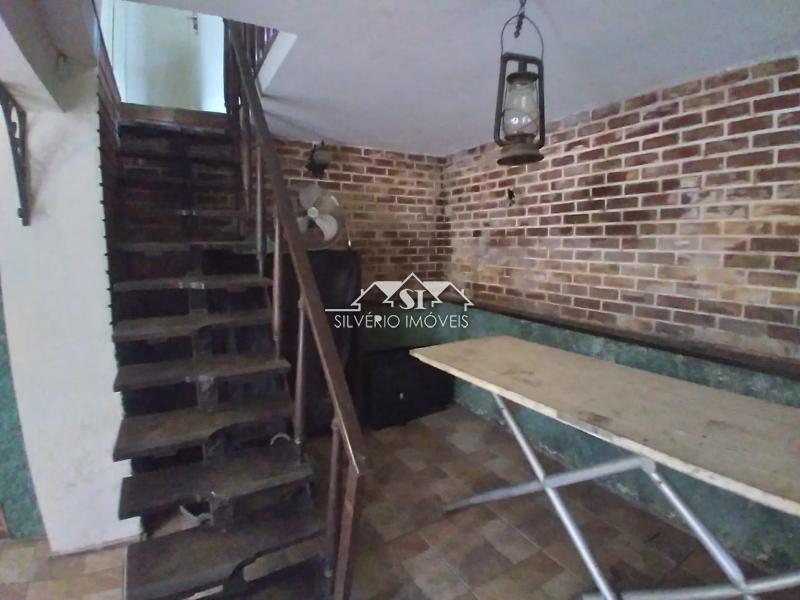 Casa à venda com 3 quartos, 90m² - Foto 38