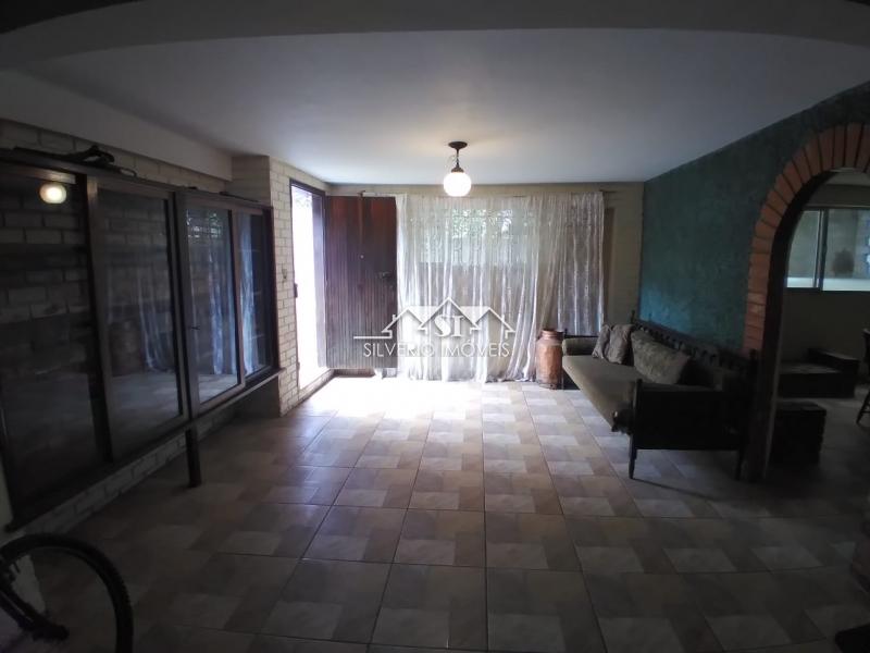 Casa à venda com 3 quartos, 90m² - Foto 40