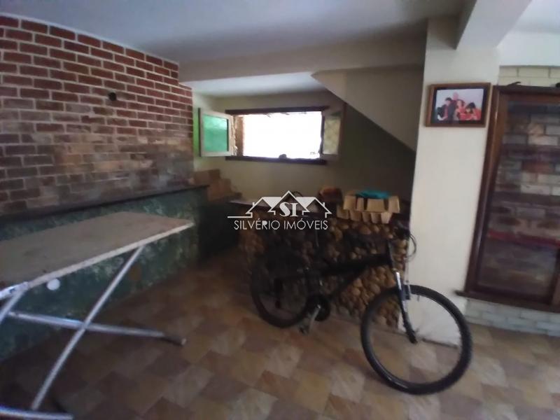 Casa à venda com 3 quartos, 90m² - Foto 41
