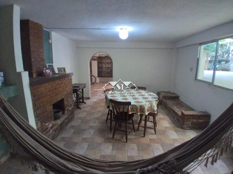 Casa à venda com 3 quartos, 90m² - Foto 44