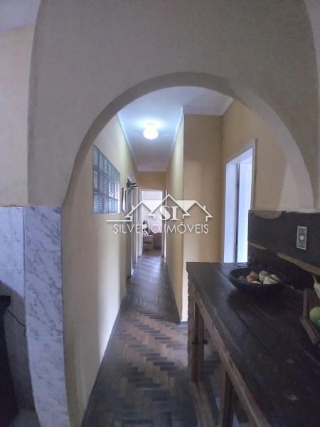 Casa à venda com 3 quartos, 90m² - Foto 10