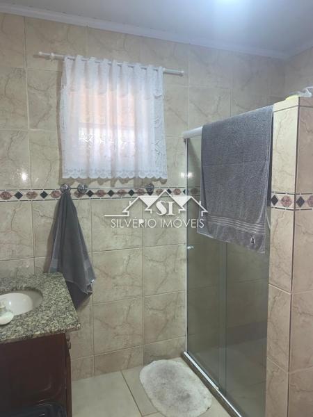Casa à venda com 4 quartos, 190m² - Foto 8