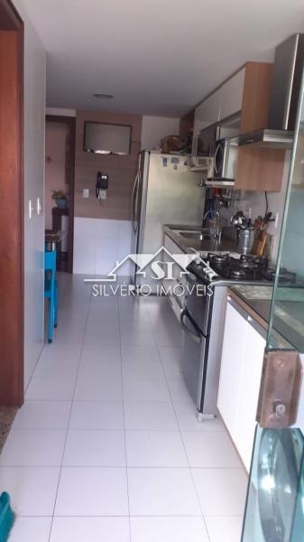 Apartamento à venda com 3 quartos, 170m² - Foto 5
