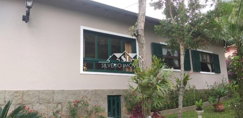 Casa em Corrêas - Petrópolis/RJ  - 4 Quartos