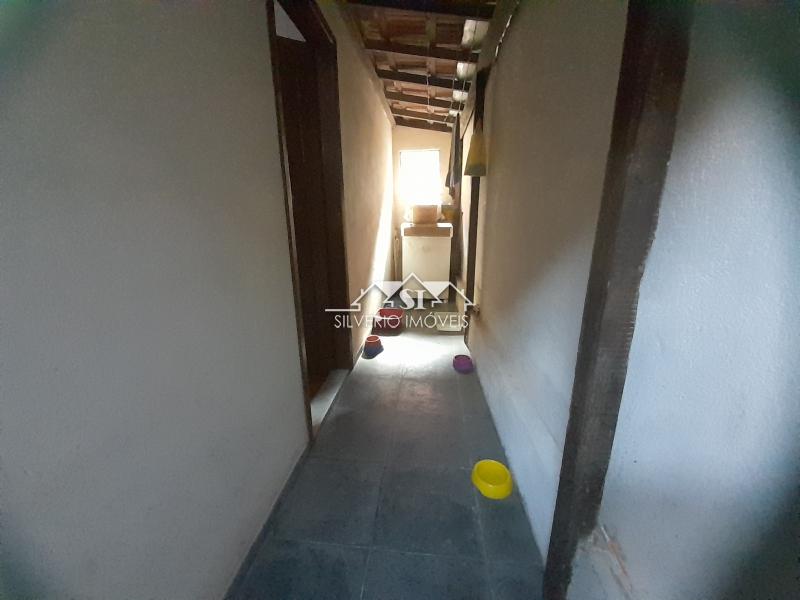 Casa à venda com 2 quartos, 90m² - Foto 6