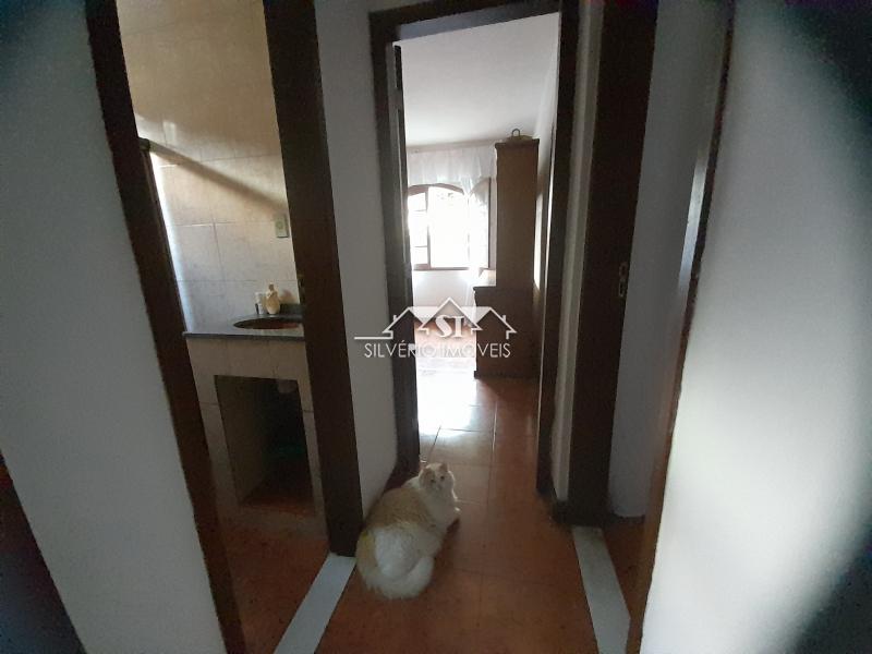 Casa à venda com 2 quartos, 90m² - Foto 7