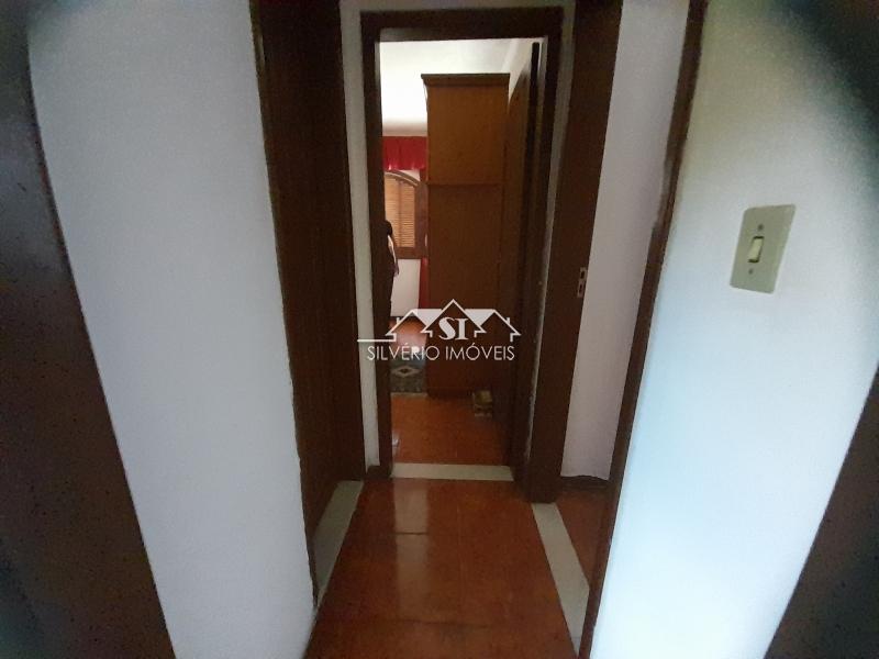 Casa à venda com 2 quartos, 90m² - Foto 16