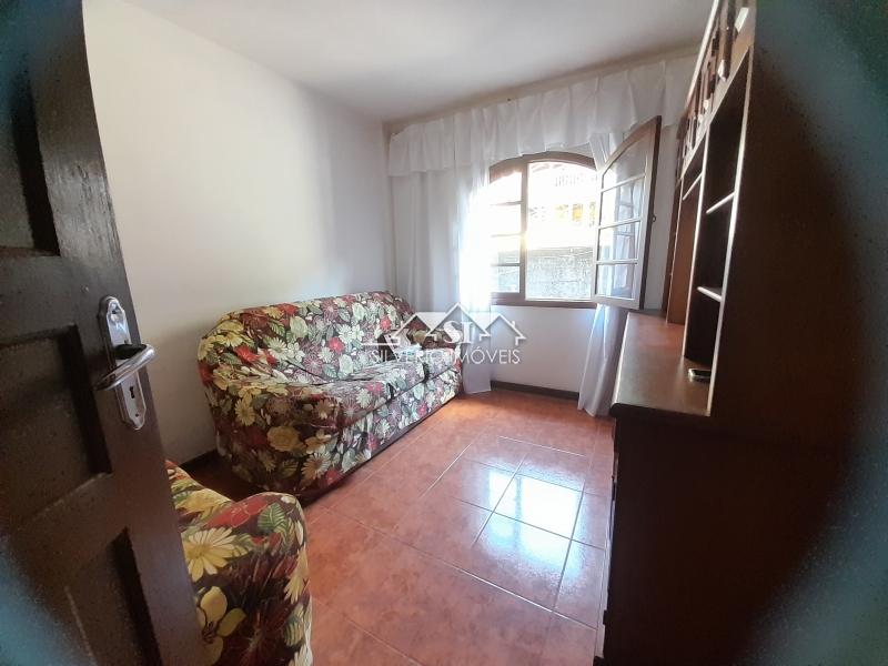 Casa à venda com 2 quartos, 90m² - Foto 17