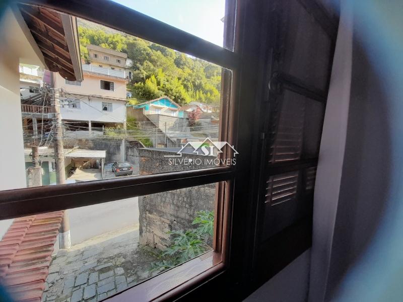 Casa à venda com 2 quartos, 90m² - Foto 21
