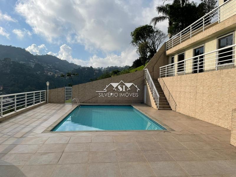 Casa em Quitandinha - Petrópolis/RJ  - 5 Quartos