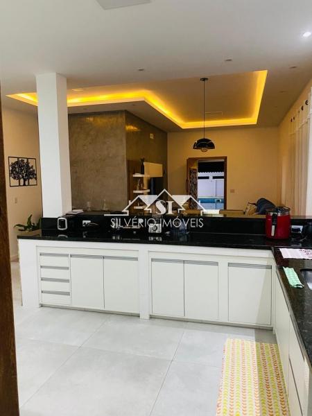 Casa à venda com 3 quartos, 400m² - Foto 24