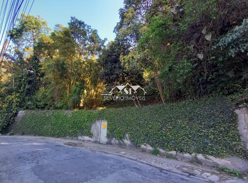 Terreno em Retiro - Petrópolis/RJ 