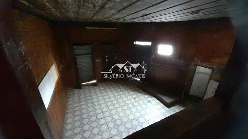 Casa à venda e aluguel com 5 quartos, 200m² - Foto 12