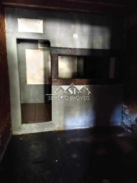 Casa à venda e aluguel com 5 quartos, 200m² - Foto 18