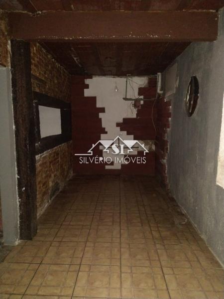 Casa à venda e aluguel com 5 quartos, 200m² - Foto 19
