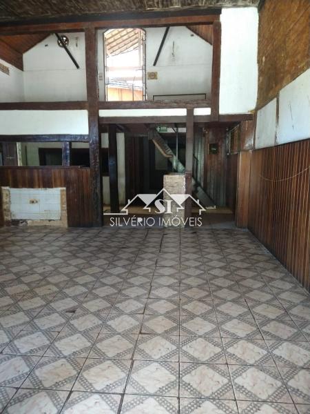 Casa à venda e aluguel com 5 quartos, 200m² - Foto 20