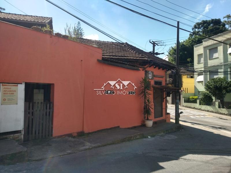 Casa à venda e aluguel com 5 quartos, 200m² - Foto 23