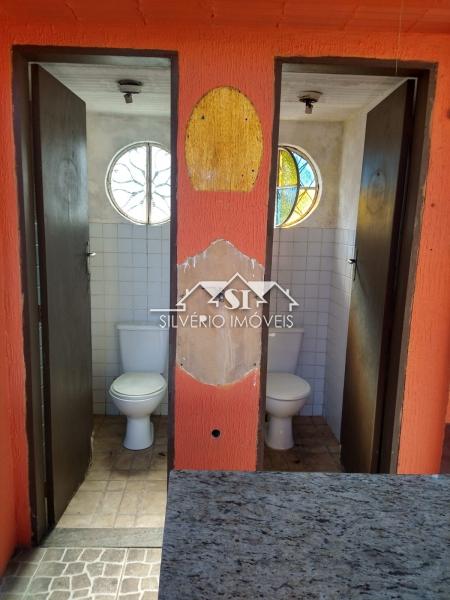 Casa à venda e aluguel com 5 quartos, 200m² - Foto 27