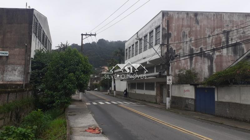 Imóvel Comercial para Alugar em Castelânea, Petrópolis - RJ - Foto 12