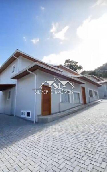 Casa à venda com 3 quartos, 134m² - Foto 7