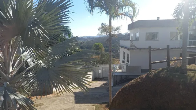 Casa à venda com 5 quartos, 642m² - Foto 2