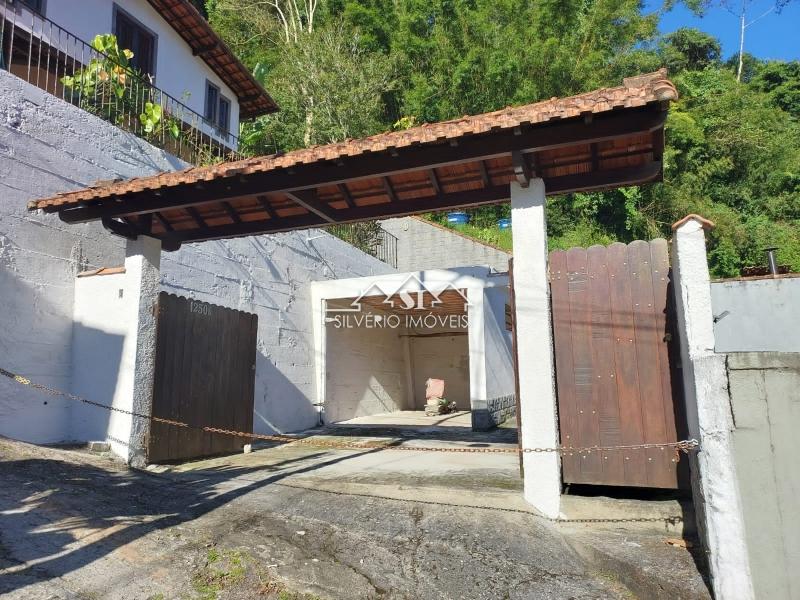 Casa em Mosela - Petrópolis/RJ  - 3 Quartos